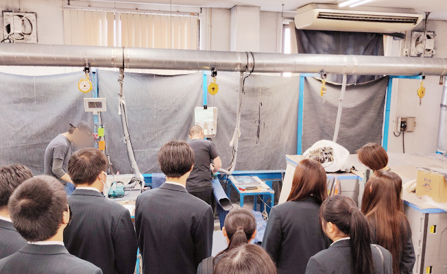 鴨方高校の生徒さんが鴨方工場を見学